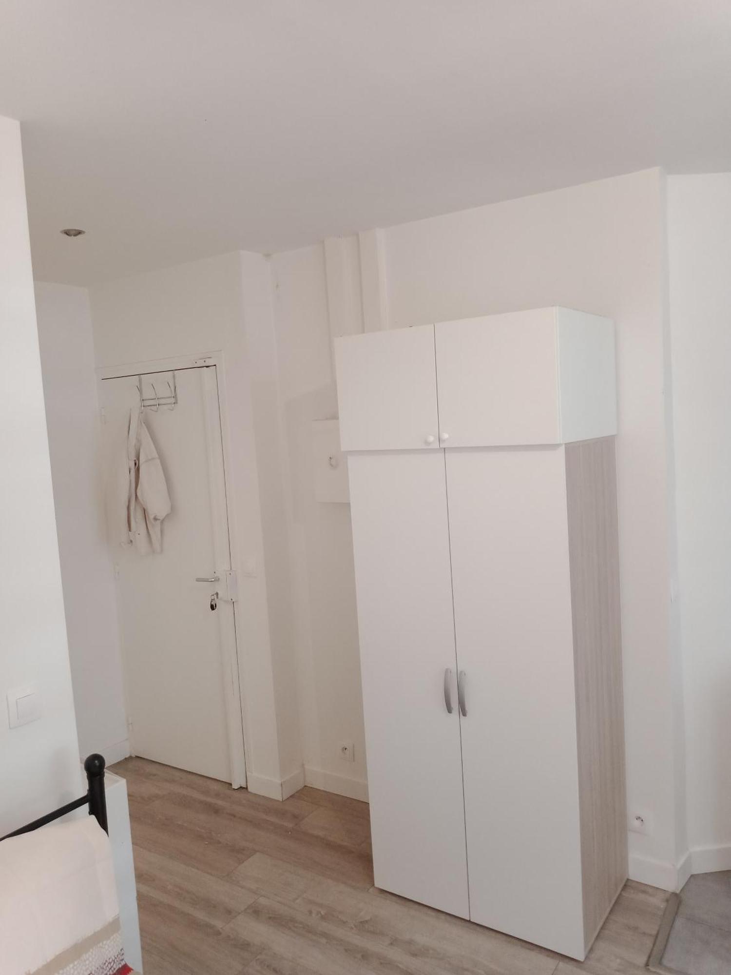 Appartamento Joli Clichy Esterno foto