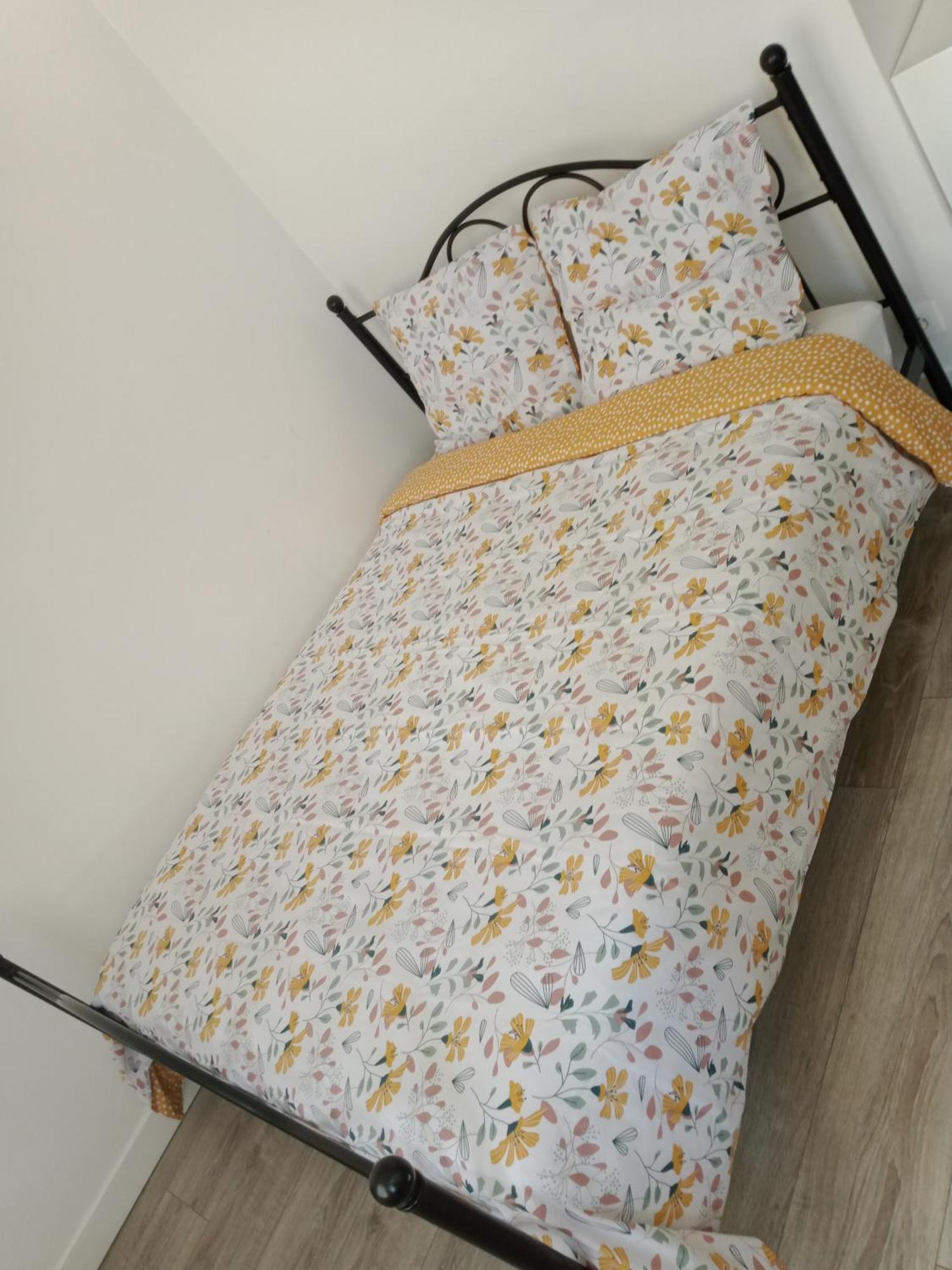 Appartamento Joli Clichy Esterno foto
